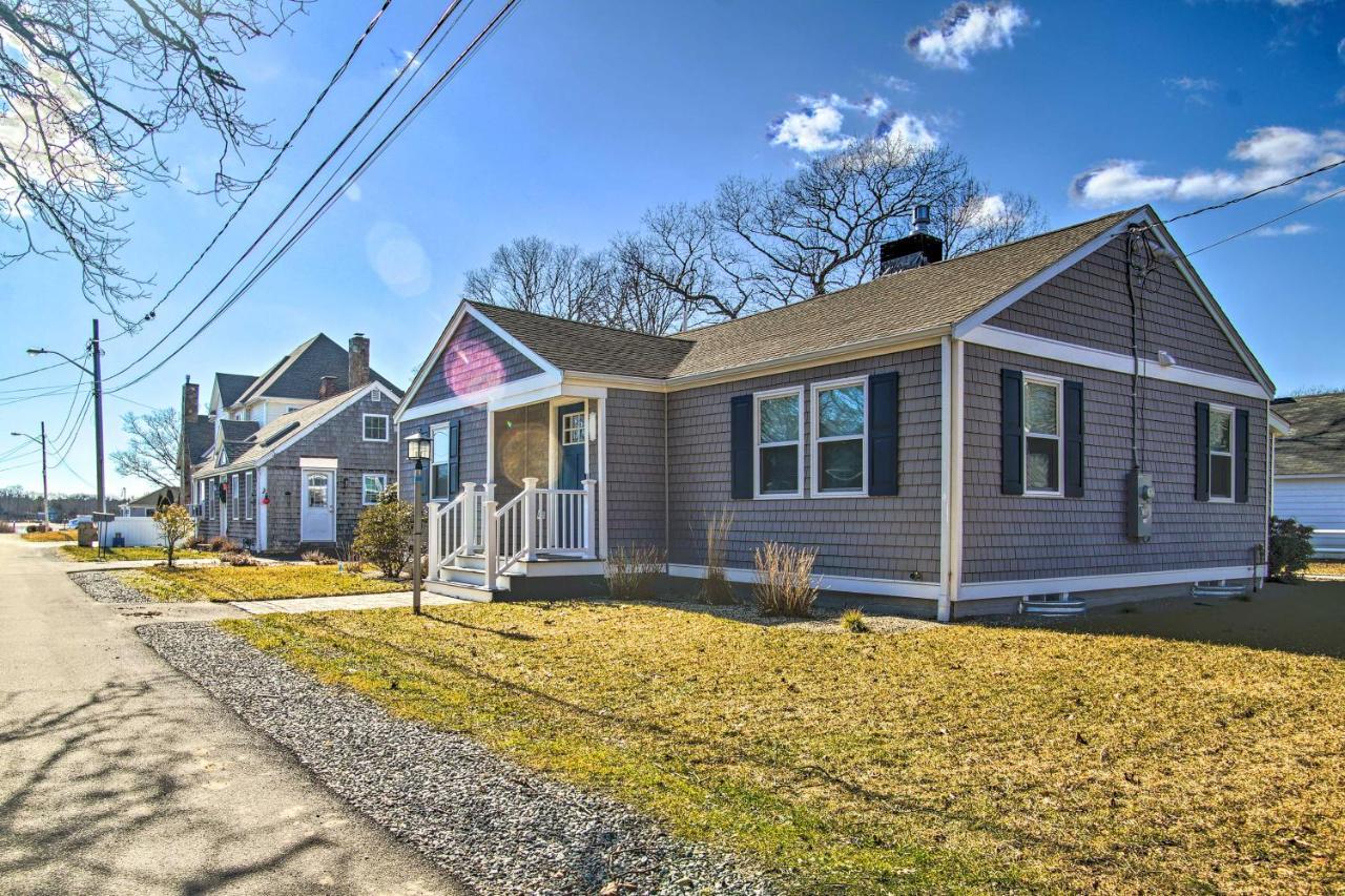 Updated Buzzards Bay Beach Cottage Walk To Shore! Bourne Exterior photo